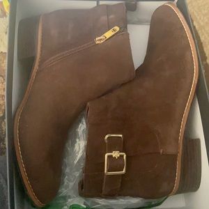 Tommy Hilfiger suede brown boots